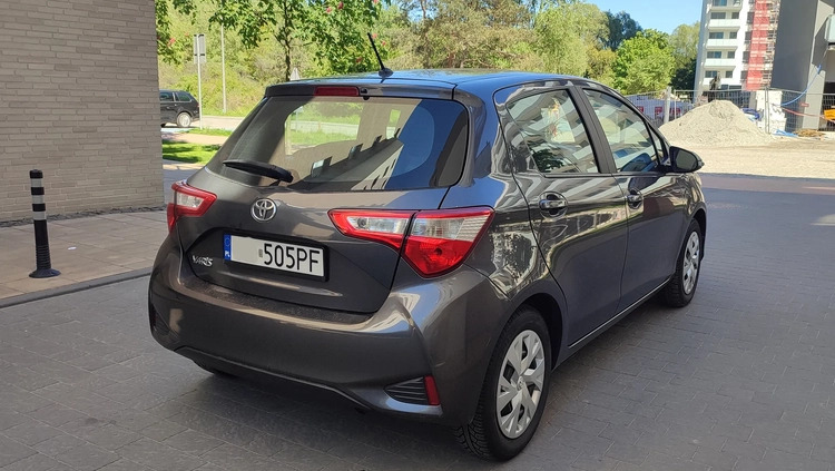 Toyota Yaris cena 53000 przebieg: 39400, rok produkcji 2017 z Giżycko małe 22